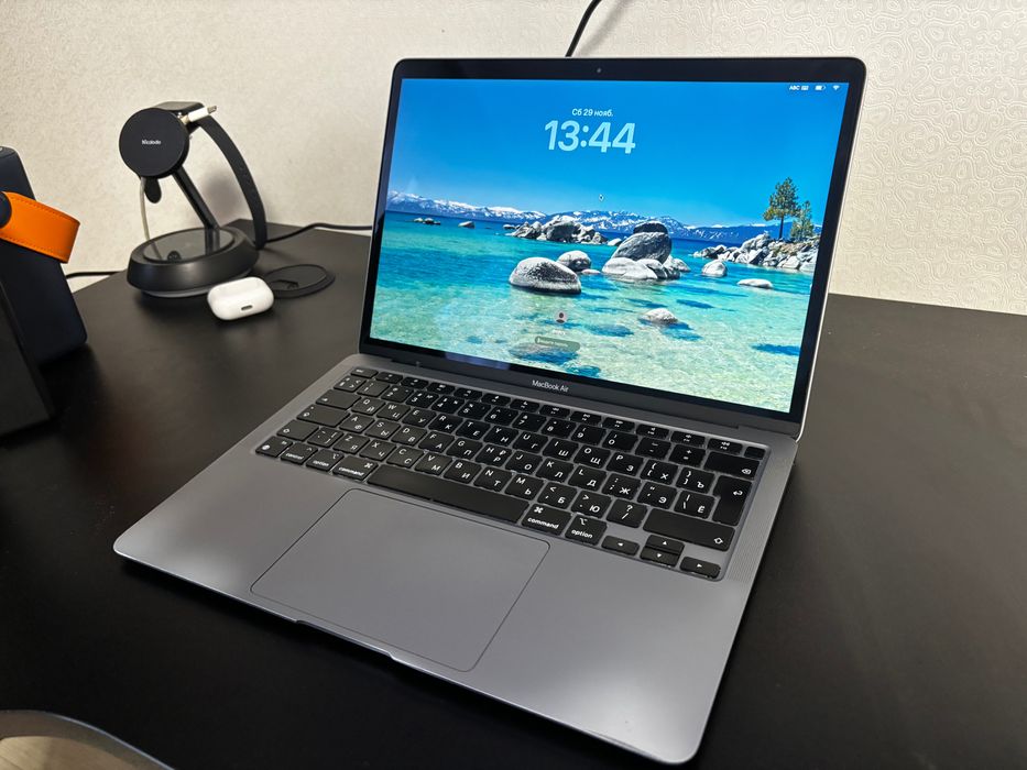 Ноутбук MacBook Air 2020 M1 8/256