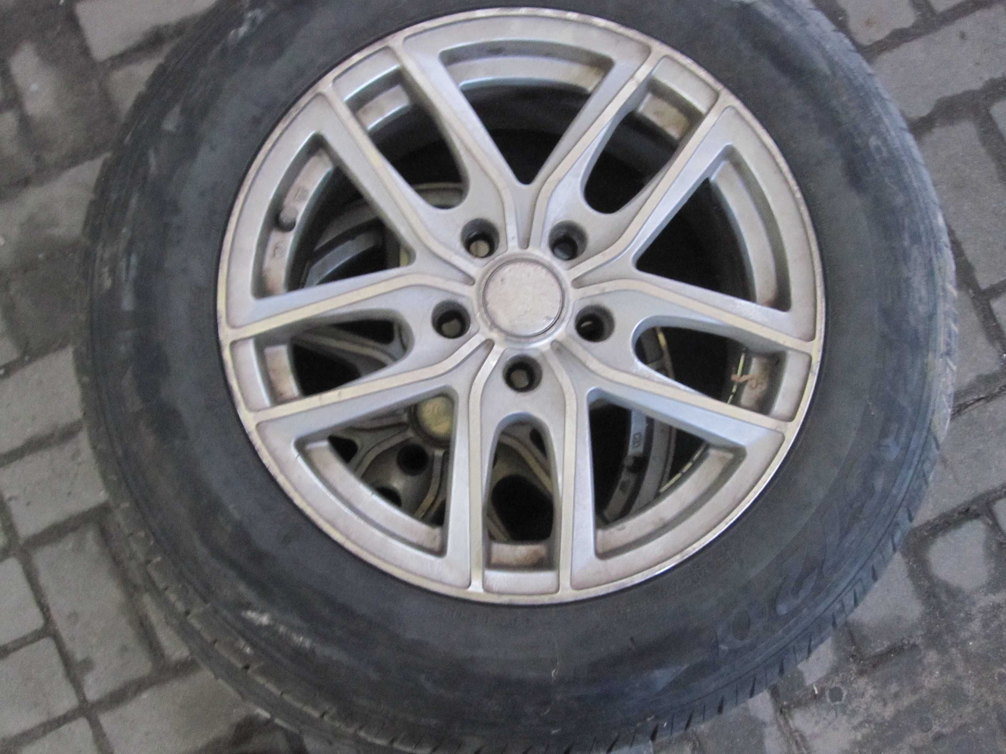Ssang Yong Korando 2.0Di MT STD-1  (4WD) 2012