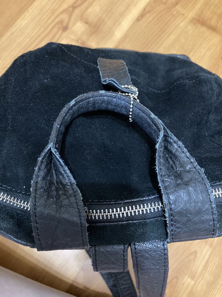 Рюкзак STOM LEATHER натуральная кожа +замша в хорошем состоянии .