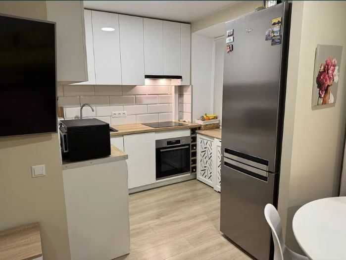 2х квартира 50 кв.м., р-н вул.Миру.