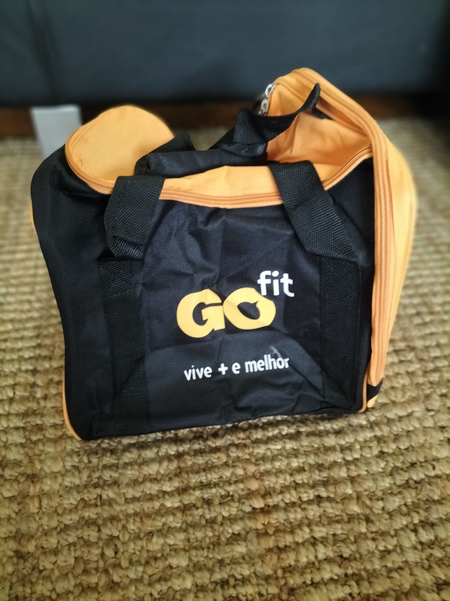 Mochila Go Fit nova
Almofada para espreguiçadeira