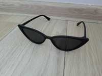 Czarne okulary przeciwsłoneczne kocie oko