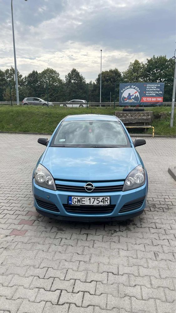 Samochód Opel Astra 1.7