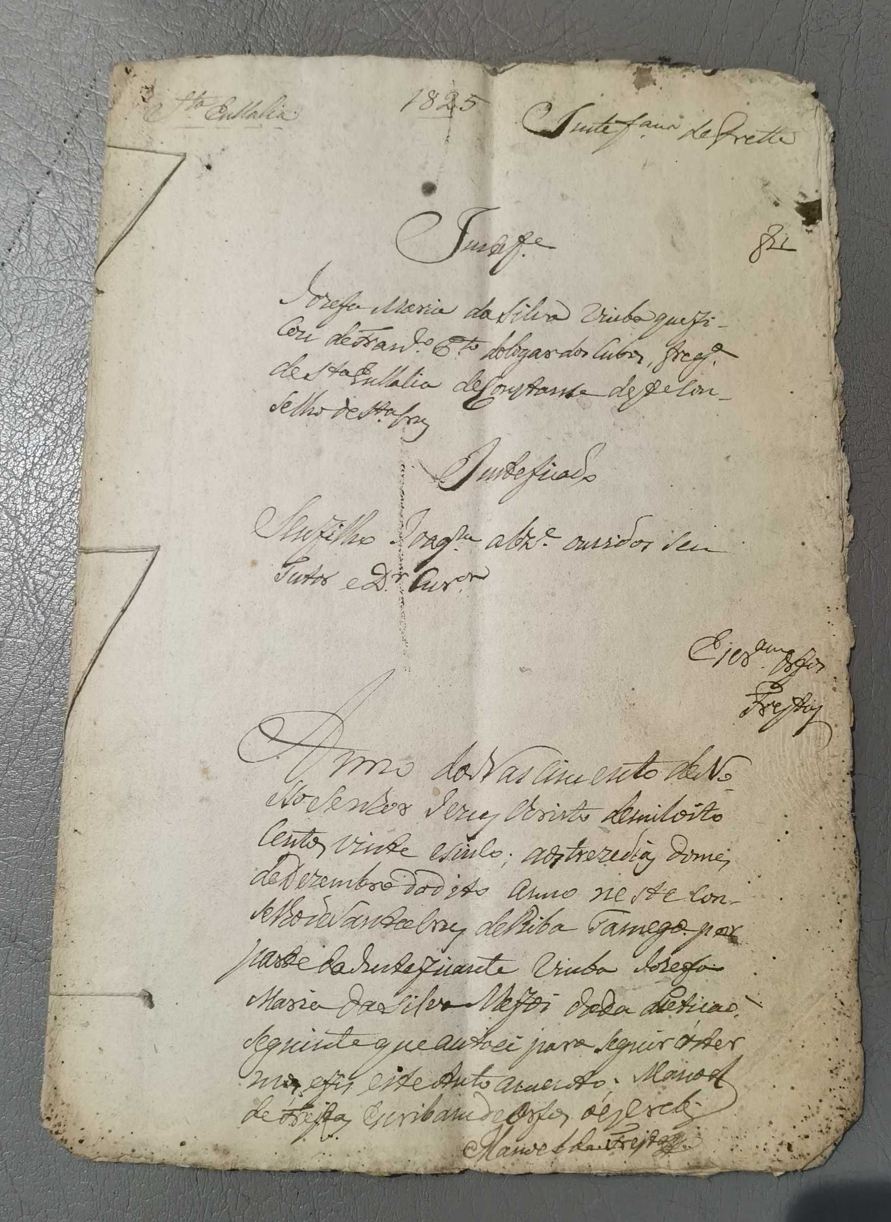 Escritura manuscrita muito antiga de 1825.