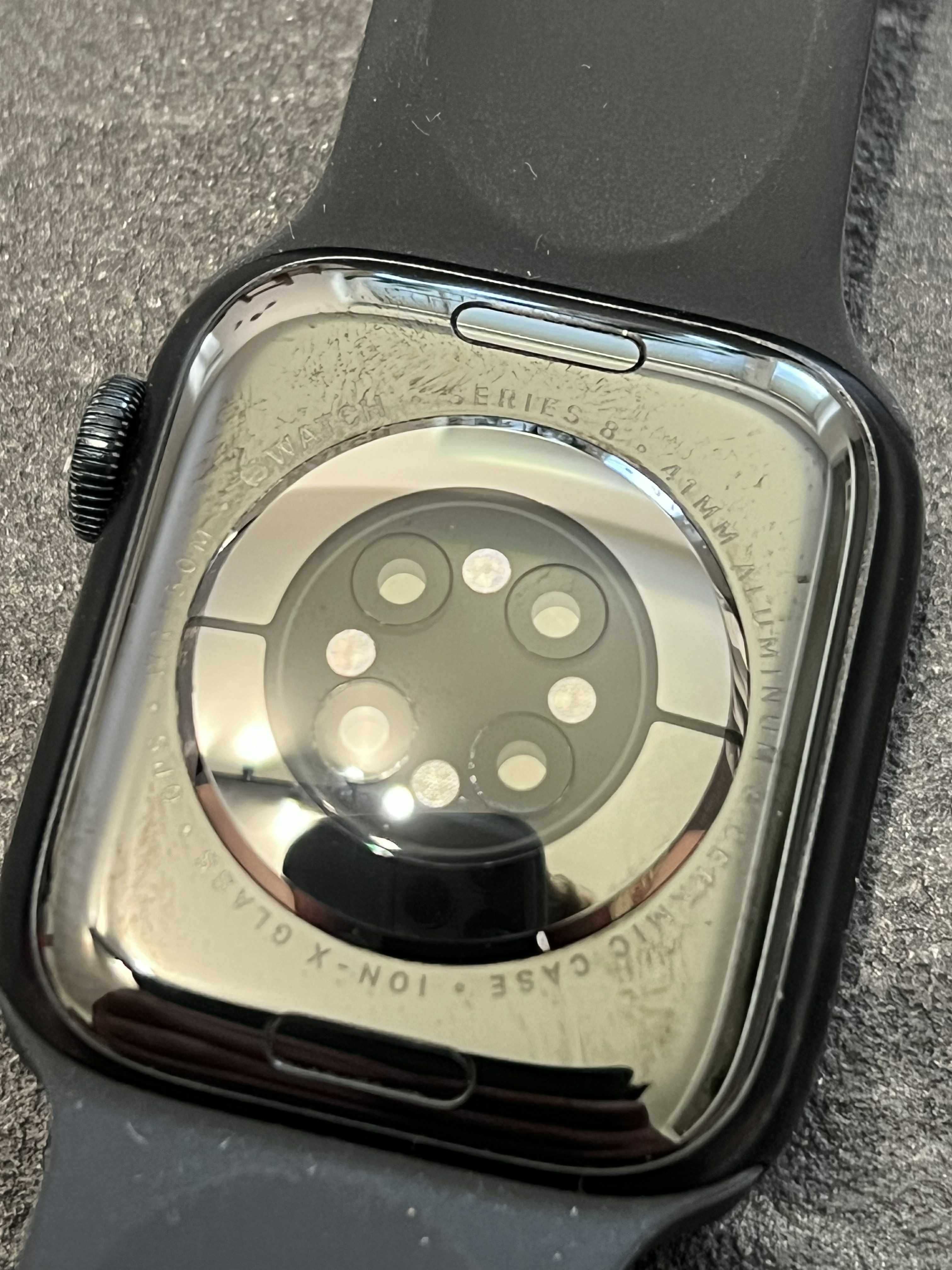 Apple Watch series 8 41mm Midnight + gratis etui i paski super stan 90