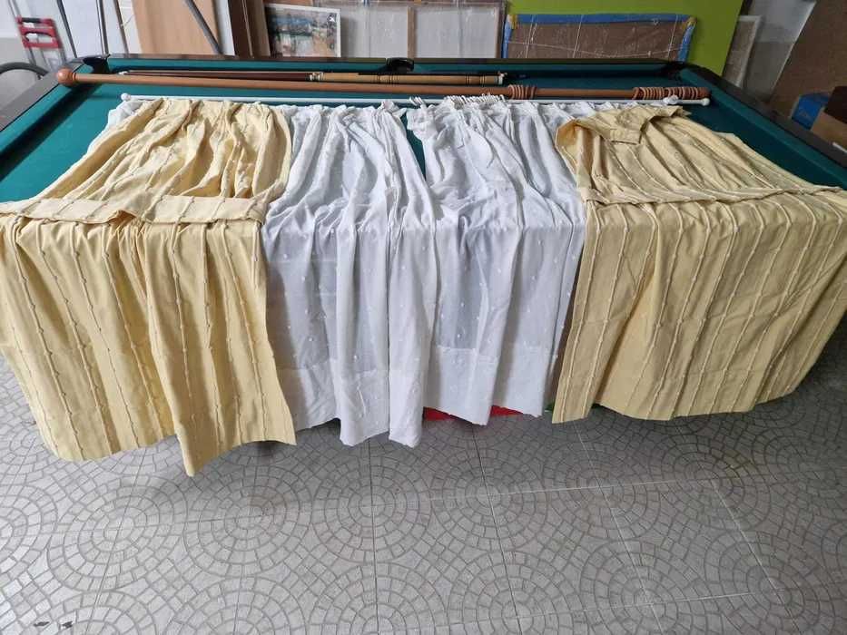 Cortinas com reposteiro