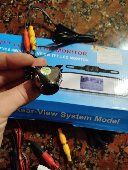 Дзеркало з камерою заднього виду