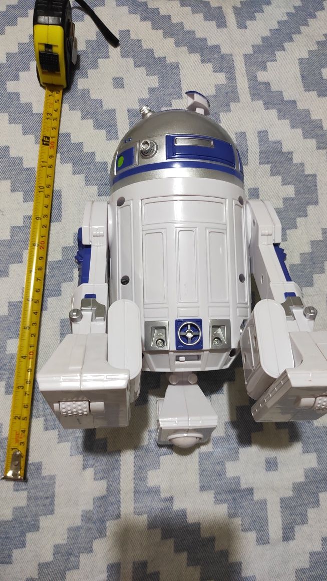 R2-D2 com cerca de 30cm Disney Star Wars