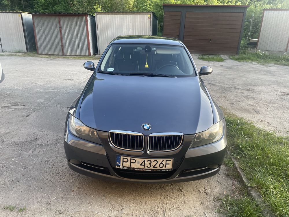 Bmw E90, sedan, 2007 r