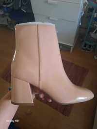 SUPER PREÇO. Botas Chelsea de salto chunckie Rosa nude .tam39