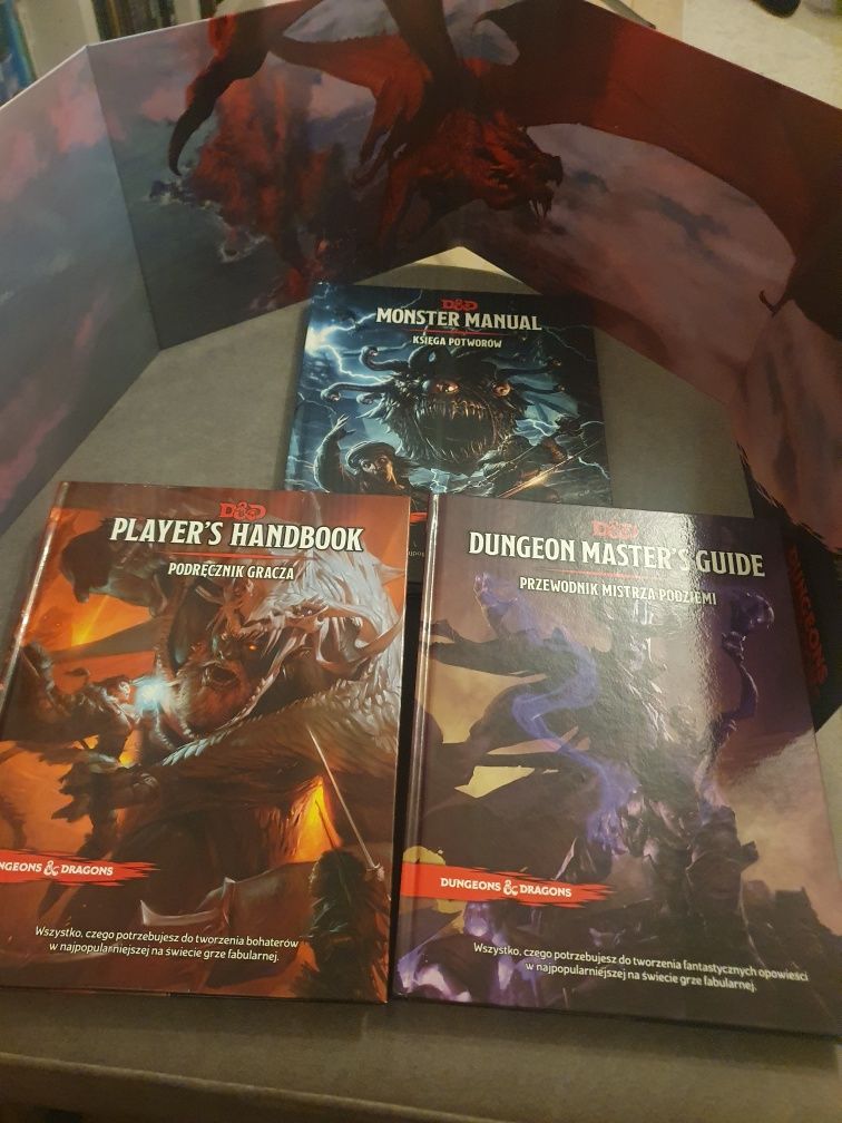 Dungeons & Dragons komplet podręczników i ekran