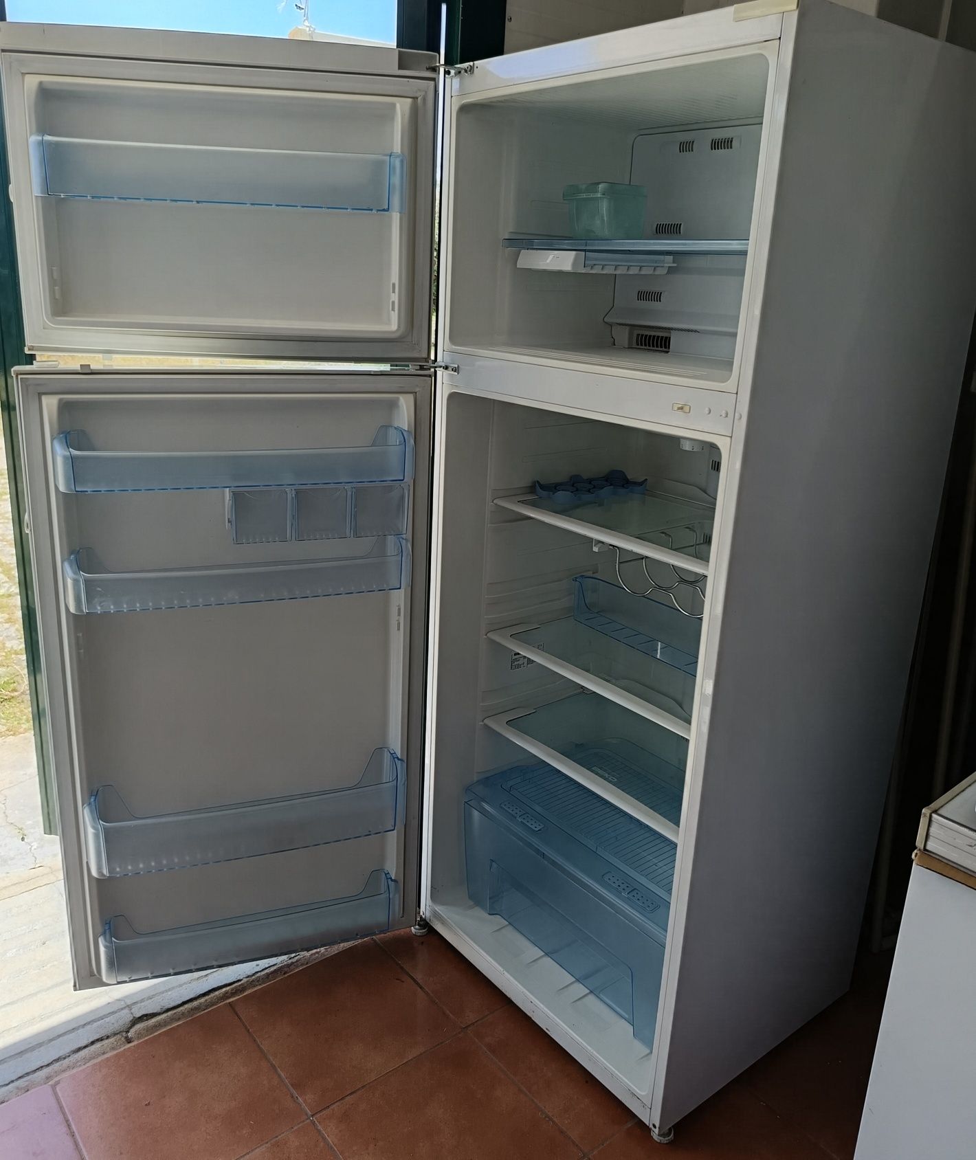 Frigorífico combinado No frost