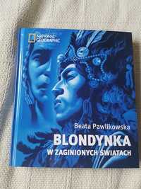Blondynka w zagininych światach Beata Pawlikowska