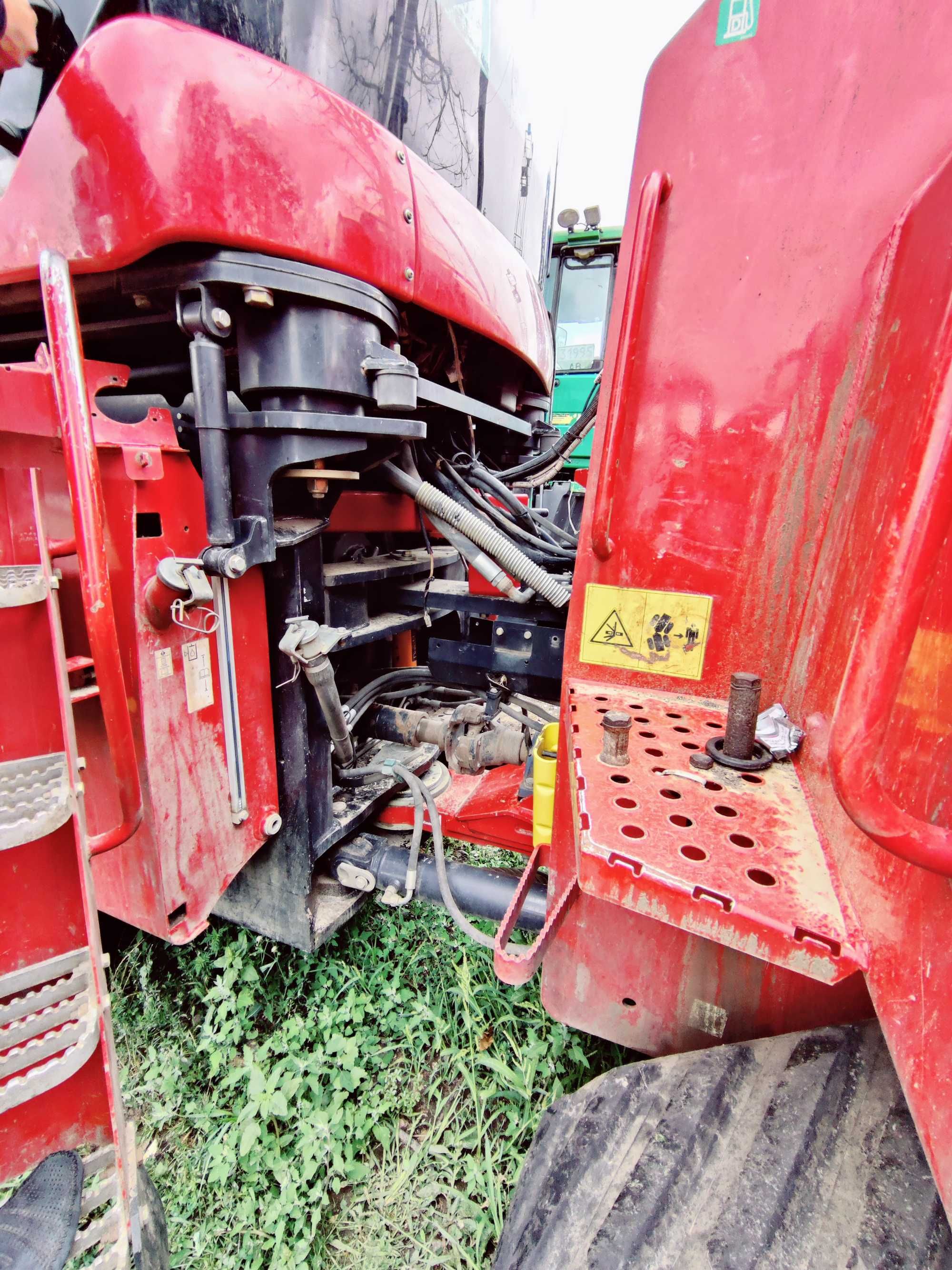 Гусеничний трактор Case IH Quadtrac 550