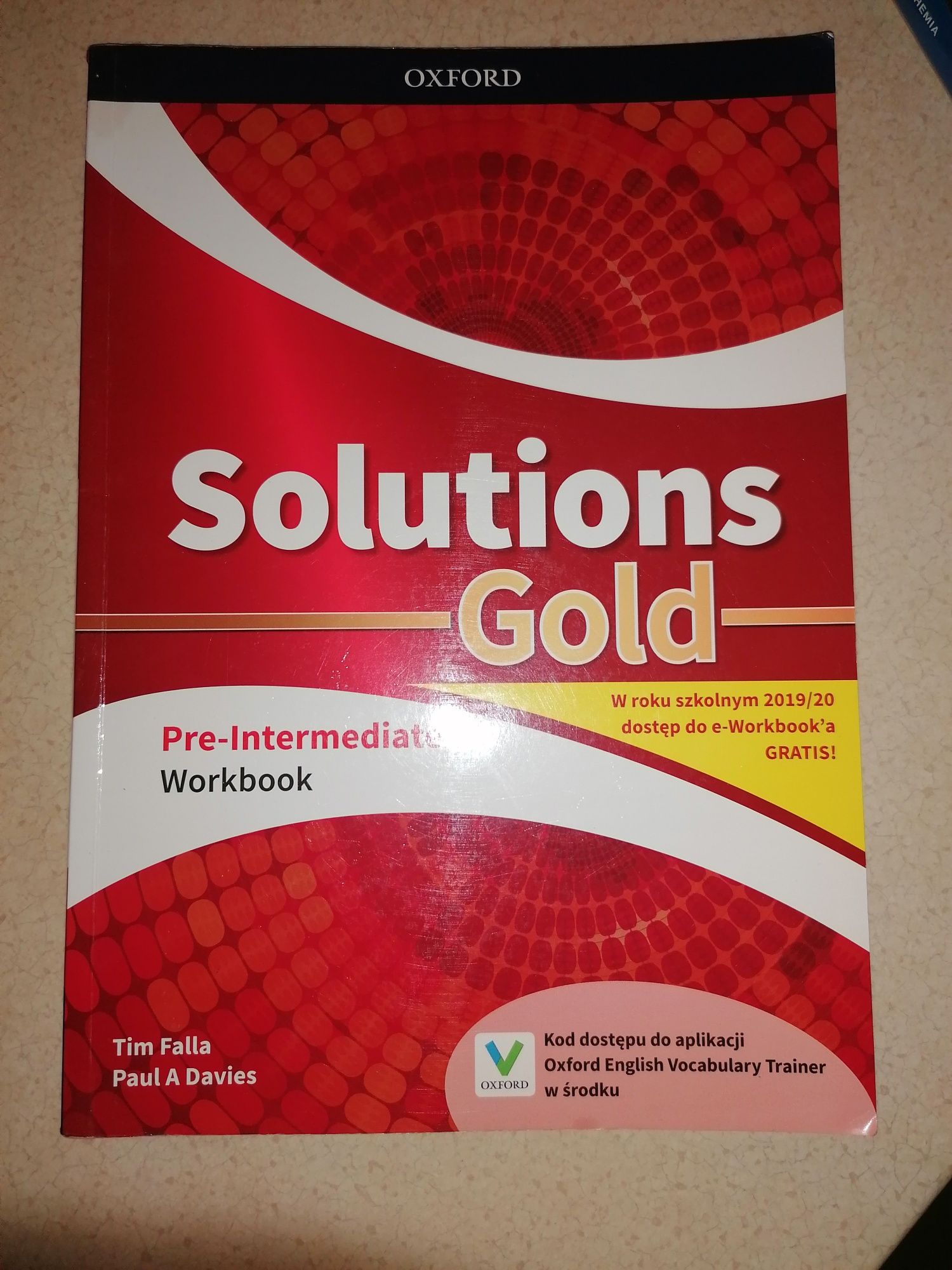 Ćwiczenia Solution Gold Pre Intetmediate Workbook