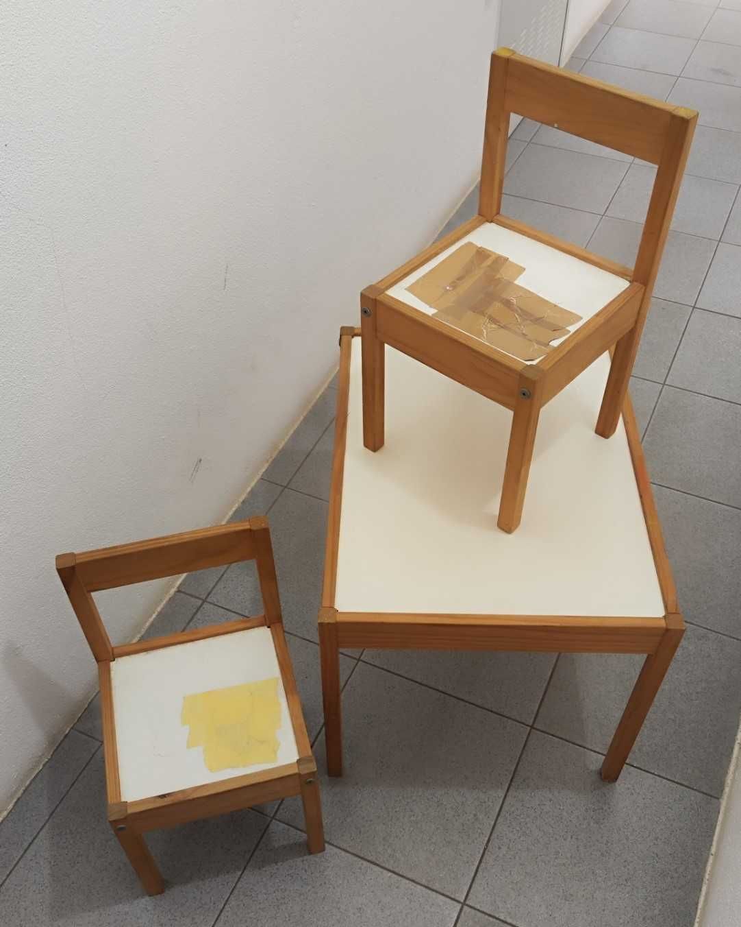Mesa + 2 Cadeiras para Criança / IKEA LATT