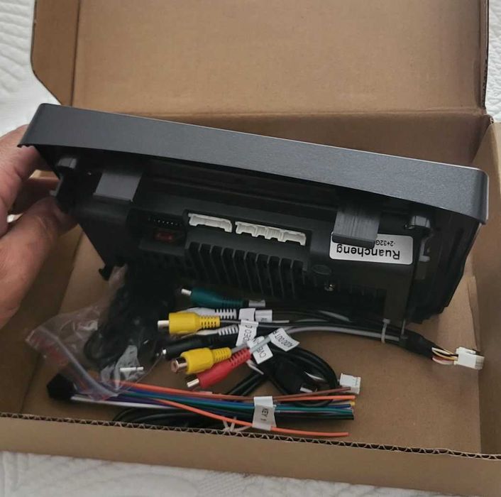 R12 - Auto Rádios CITROEN Berlingo, PEUGEOT Partner 18-18 9" android