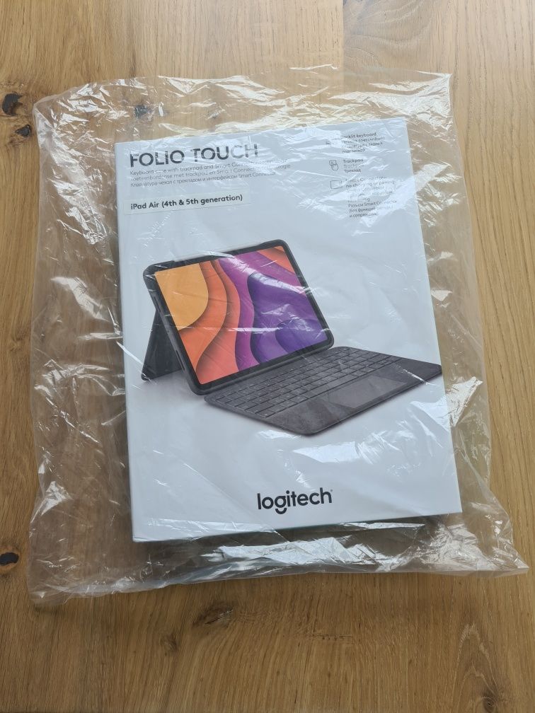 [New] Обкладинка клавіатура Logitech Folio Touch iPad 10.9'' Pro/Air