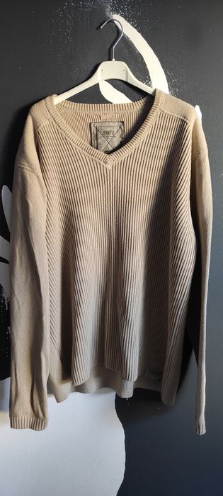 Sweter w serek dziadkowy beżowy vintage prążki stripped y2k