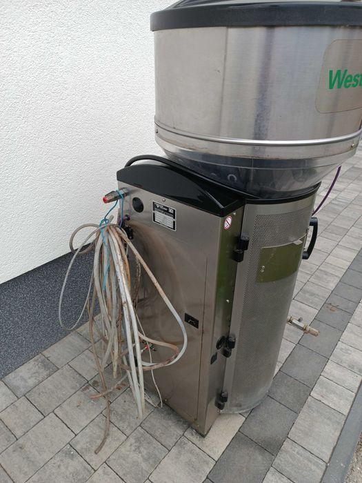 Odpajalnia dla cieląt ; stacja odpajalnia Westfalia  taksówka mleczna