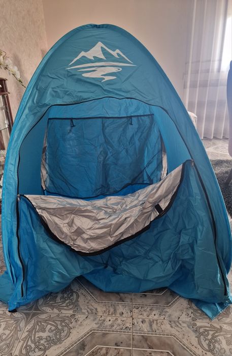 Tenda de praia pequena