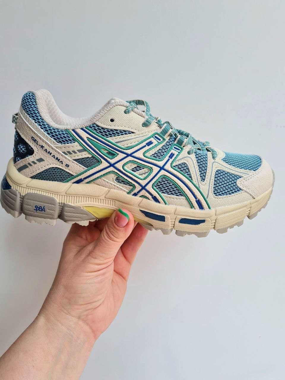 Жіночі кросівки ASICS Gel-Kahana 8 бежевий з синім 9007  ХІТ