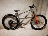RARYTAS - Merlin Tytan custom HT -  AXS koła carbon fox 36 korba tytan