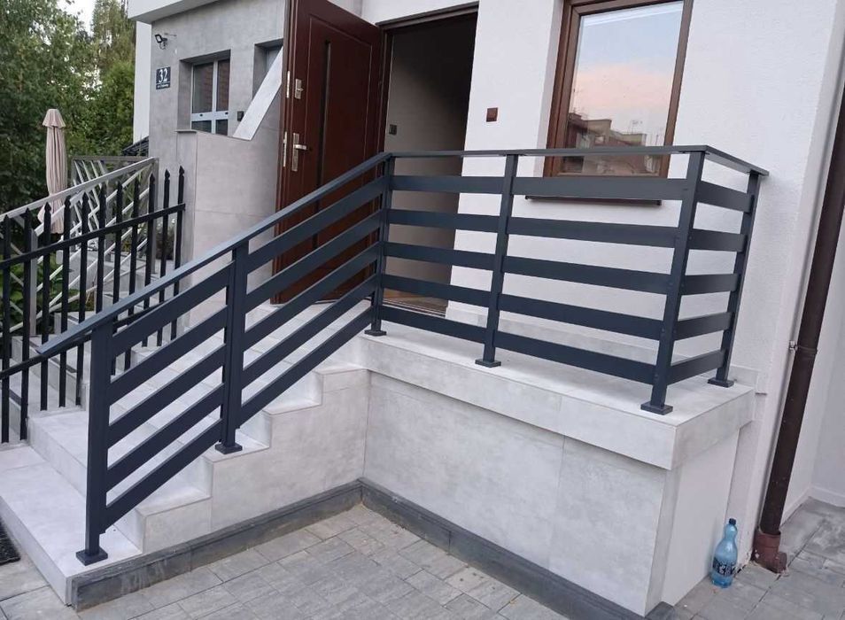 Barierki balustrady aluminiowe zabezpieczenie okienne balkon francuski