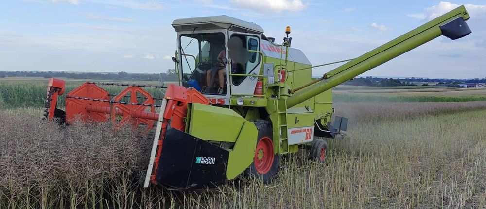 Claas dominator 68 ze stołem do rzepaku