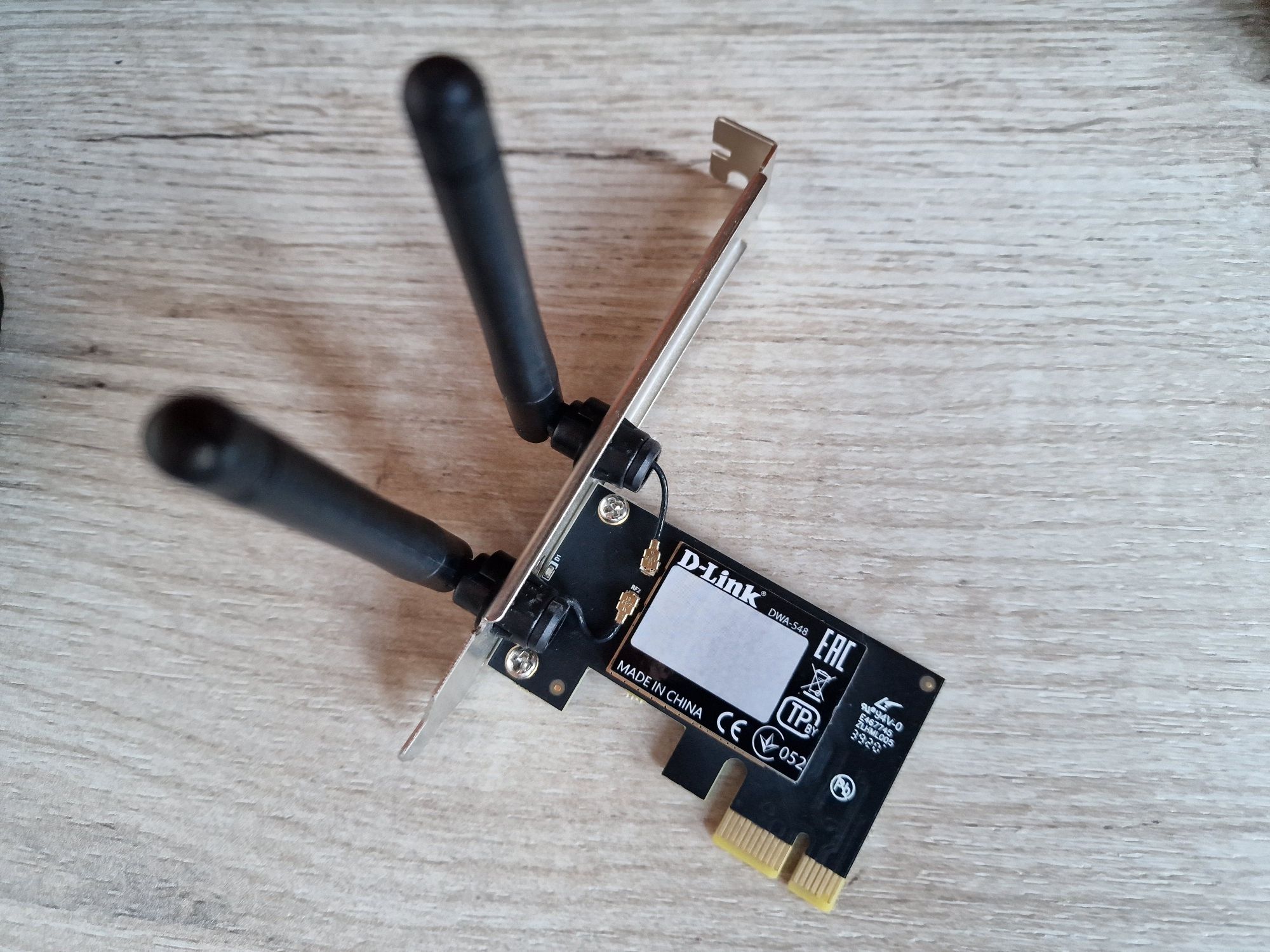 WiFi e-PCI адаптер D-Link DWA-548