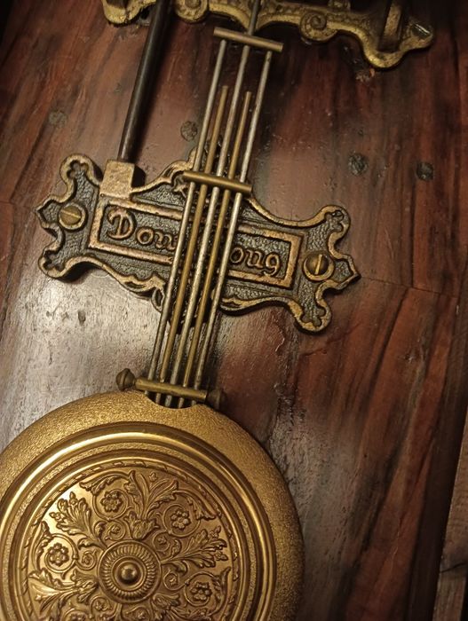 Sprzedam zegar wiszący sprawny