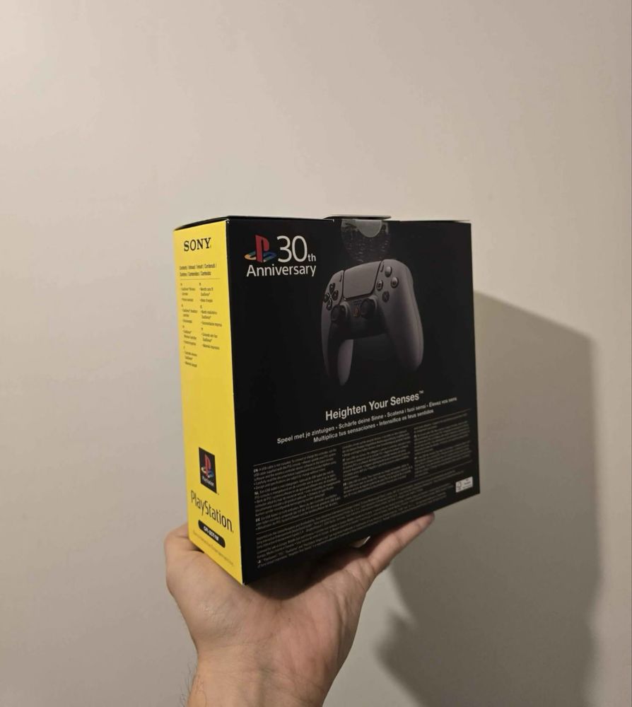 Comando DualSense PS5 Edição Especial 30 Anos