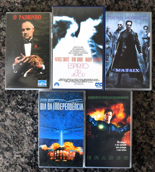 Lote 15 filmes de vários géneros em VHS (Lote 3)