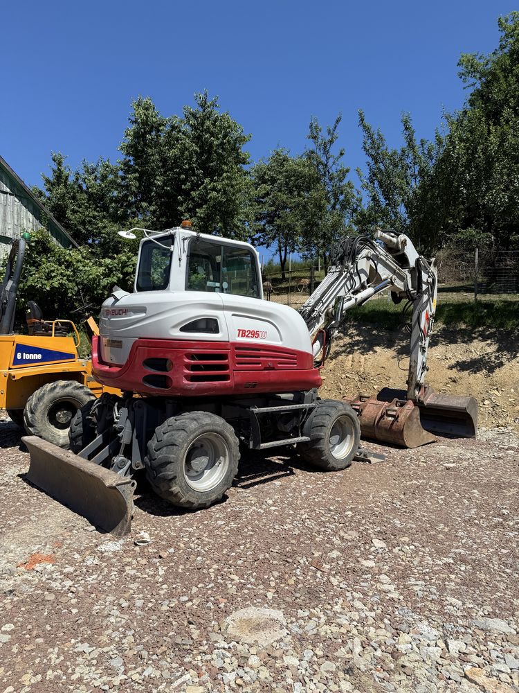 Koparka kołowa Takeuchi TB295w