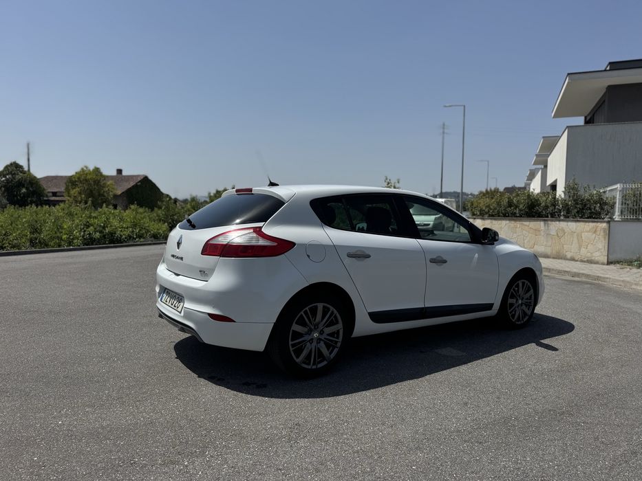 Renault Megane GT LINE 5 portas Cx. 6