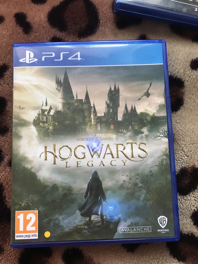 Продам Hogwarts Legacy ps4