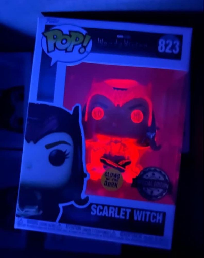 Funko POP! Scarlet Witch 823 GITD SPECIAL EDITION