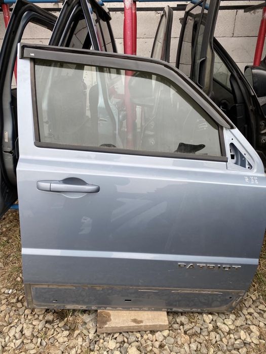 Двері (двери, дверь) Jeep Patriot compass Renegade Cherokee PBA PW7