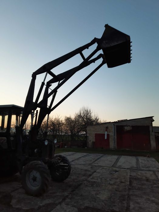 Срочно продам навантажувач, кун, погрущик