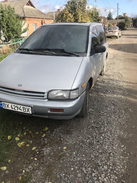 Ніссан прерия 2.0 газ/бензин