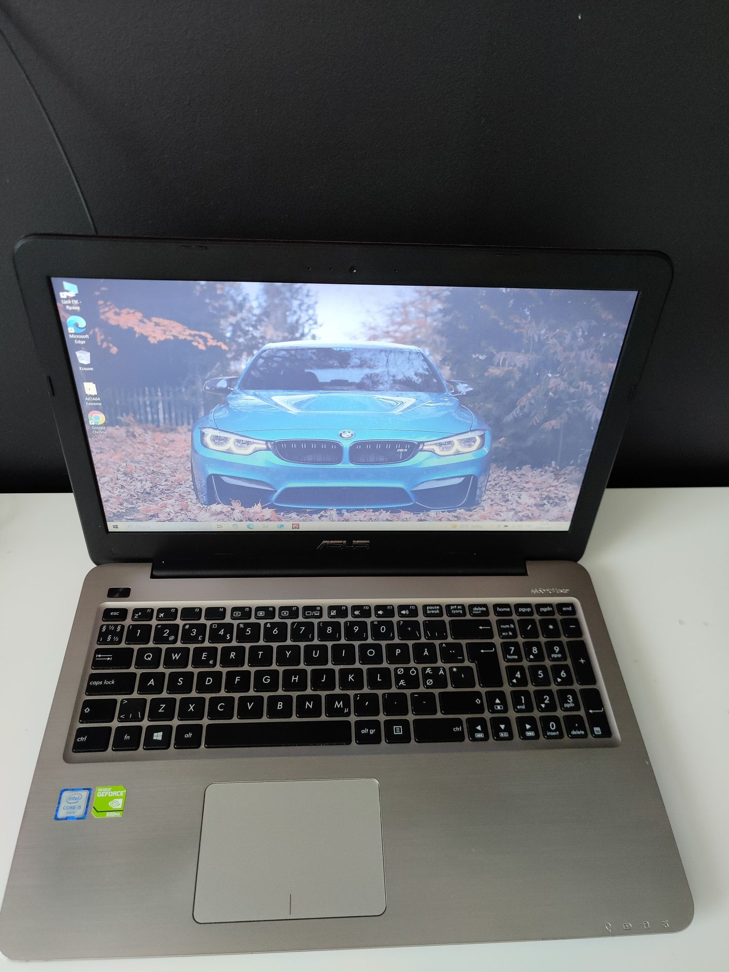 15,6 Asus f556u / nvidia 2 ГБ /i5 6200u /8 /HDD 1 тб/ноутбук