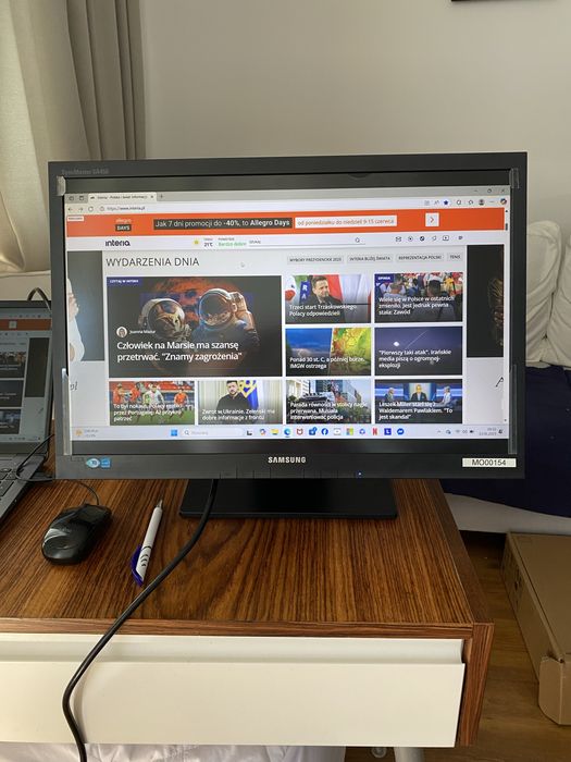 Monitor Samsung SyncMaster model S22A450BW 22" +komplet kabli