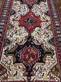 Tapete kilim Persa em pura lã feito à mao,original,centenario.208x115.