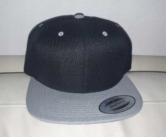 Snapback YUPOONG FLEXFIT czapka z daszkiem PROMO L