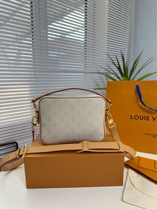 Louis Vuitton pharrell williams сумка мужская унисекс белая оригинал