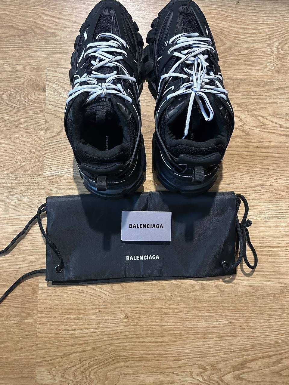 Balenciaga Track