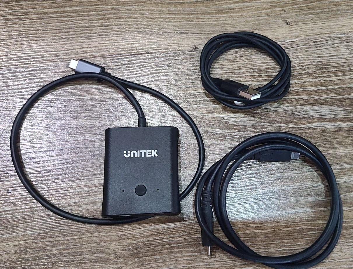 Unitek USB C 1 wejście 2 wyjścia