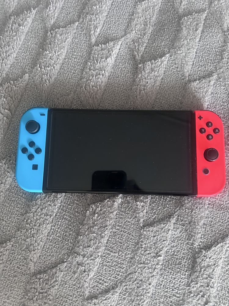 Nintendo oled. Idealne.