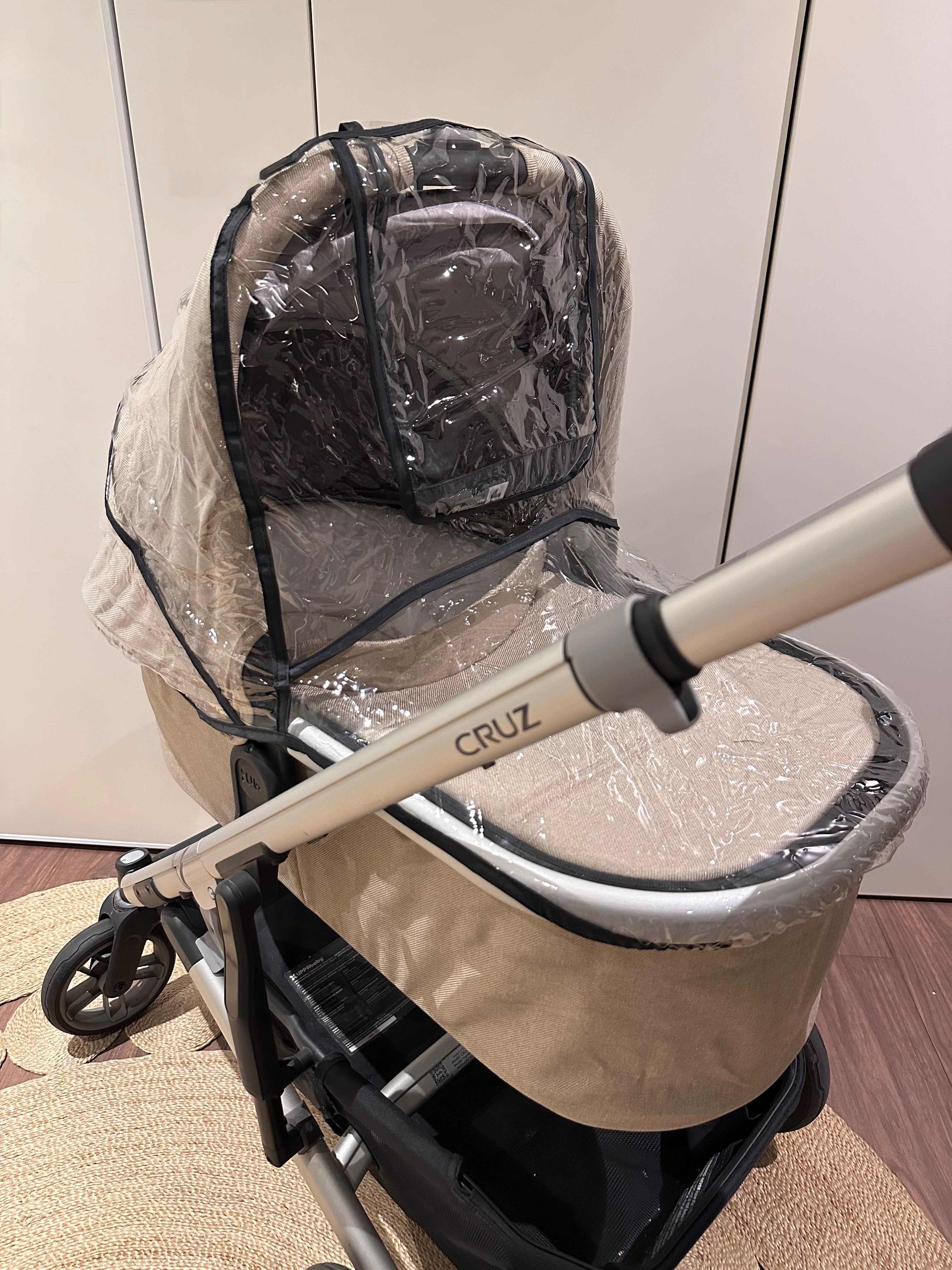 UPPAbaby Cruz V2 com Alcofa e 6 acessórios