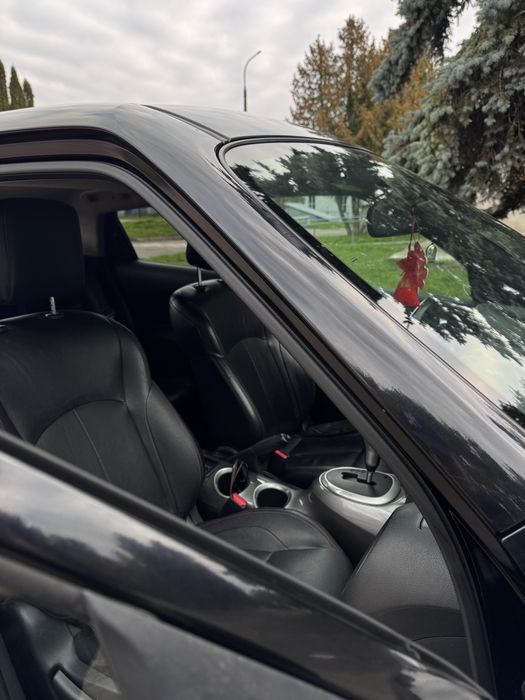 Продам авто Nissan Juke 2012